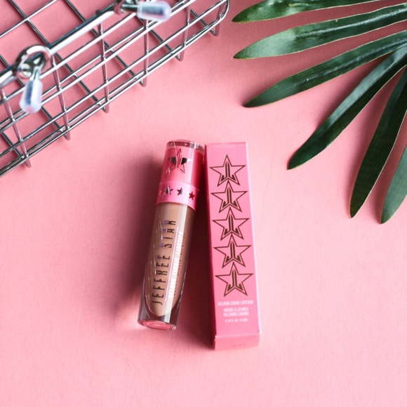 BNIB Jeffree Star Velour Lipstick - Celebrity Skin - Picture 3 of 3